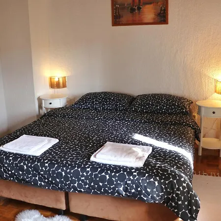 Apartment Zikovic